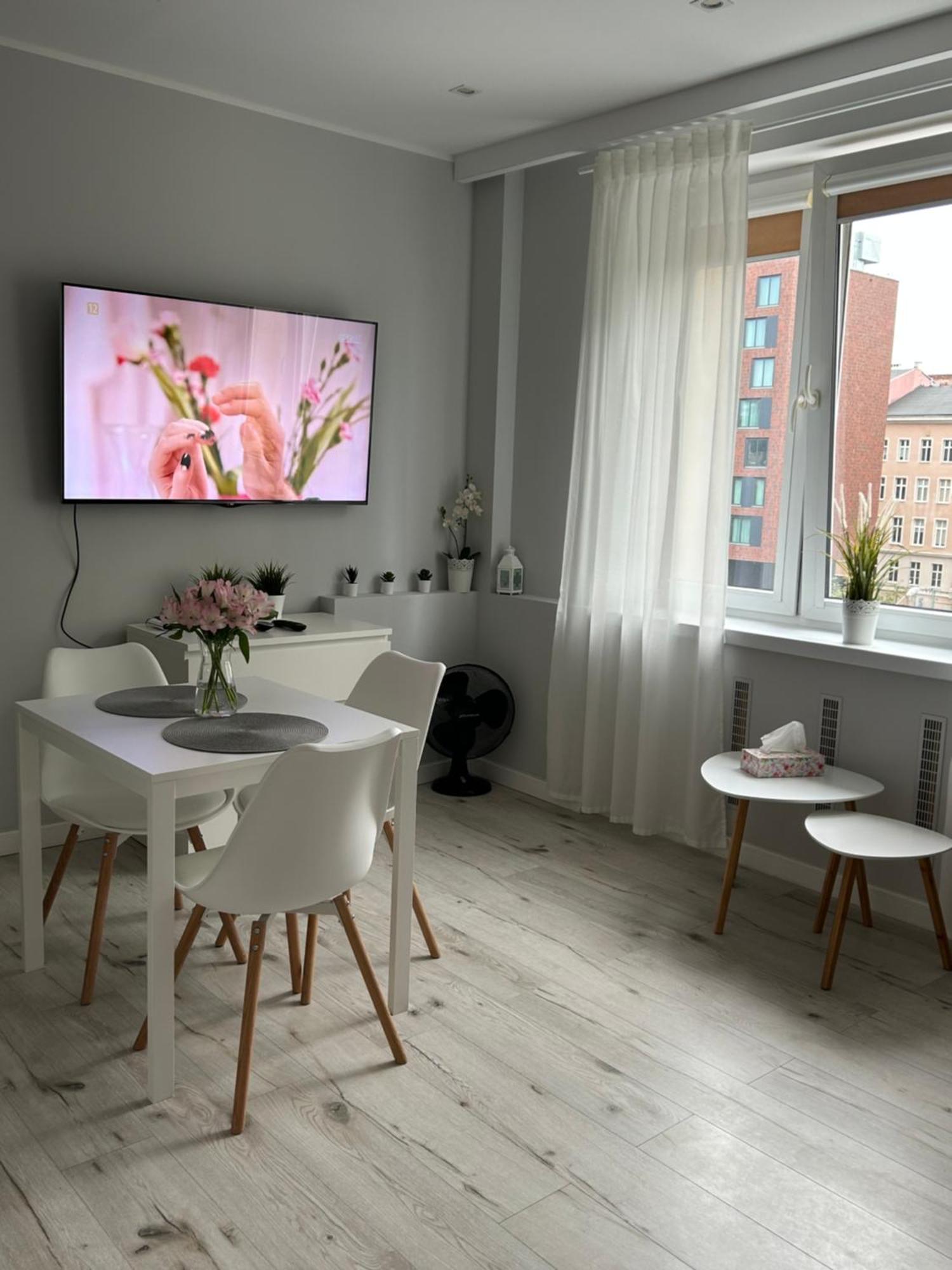 Apartament Na Dworcowej Centrum Parking Gratis Βρότσλαβ Εξωτερικό φωτογραφία